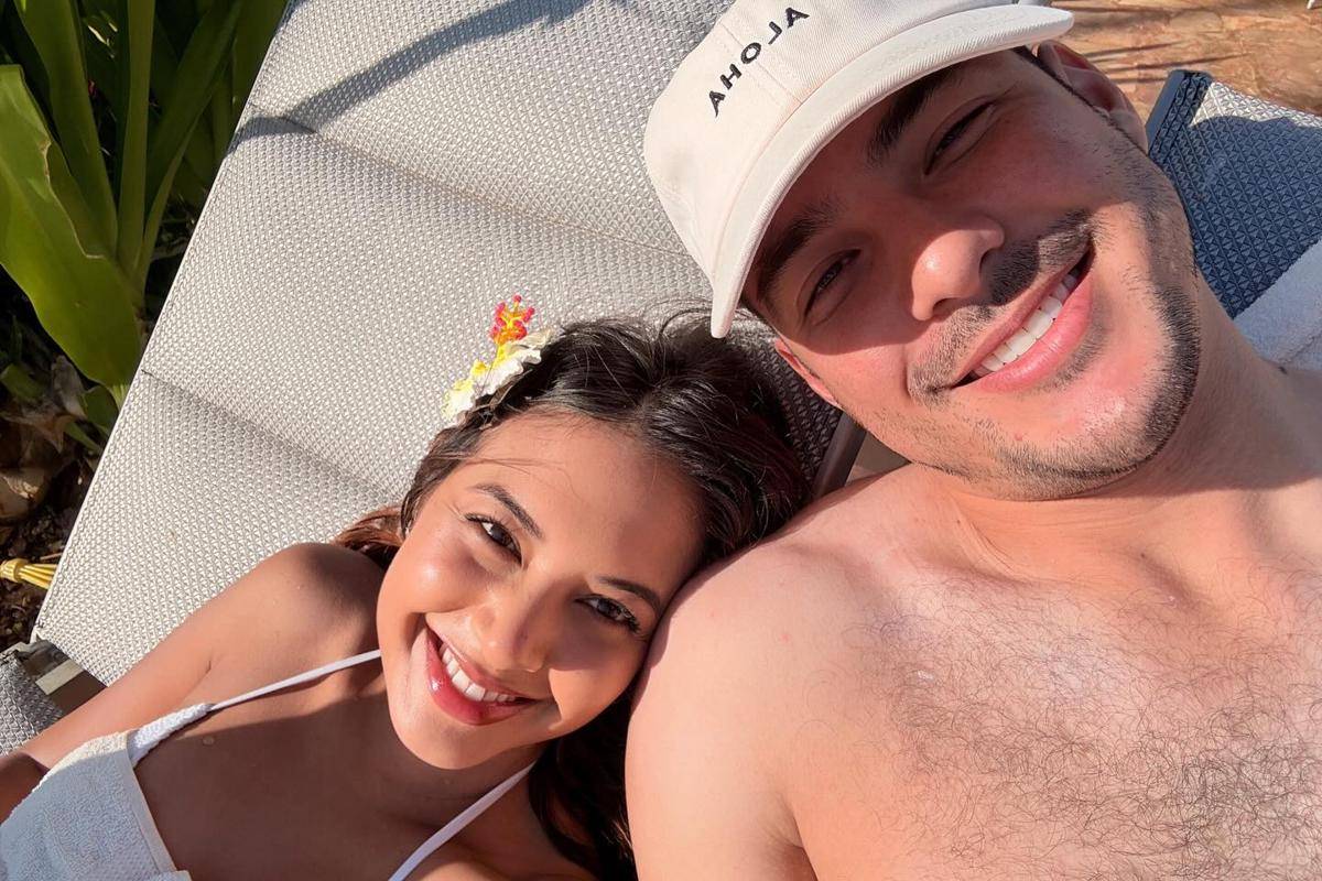 Babymoon Aurelie Moeremans di Hawaii (Instagram.com/aurelie)