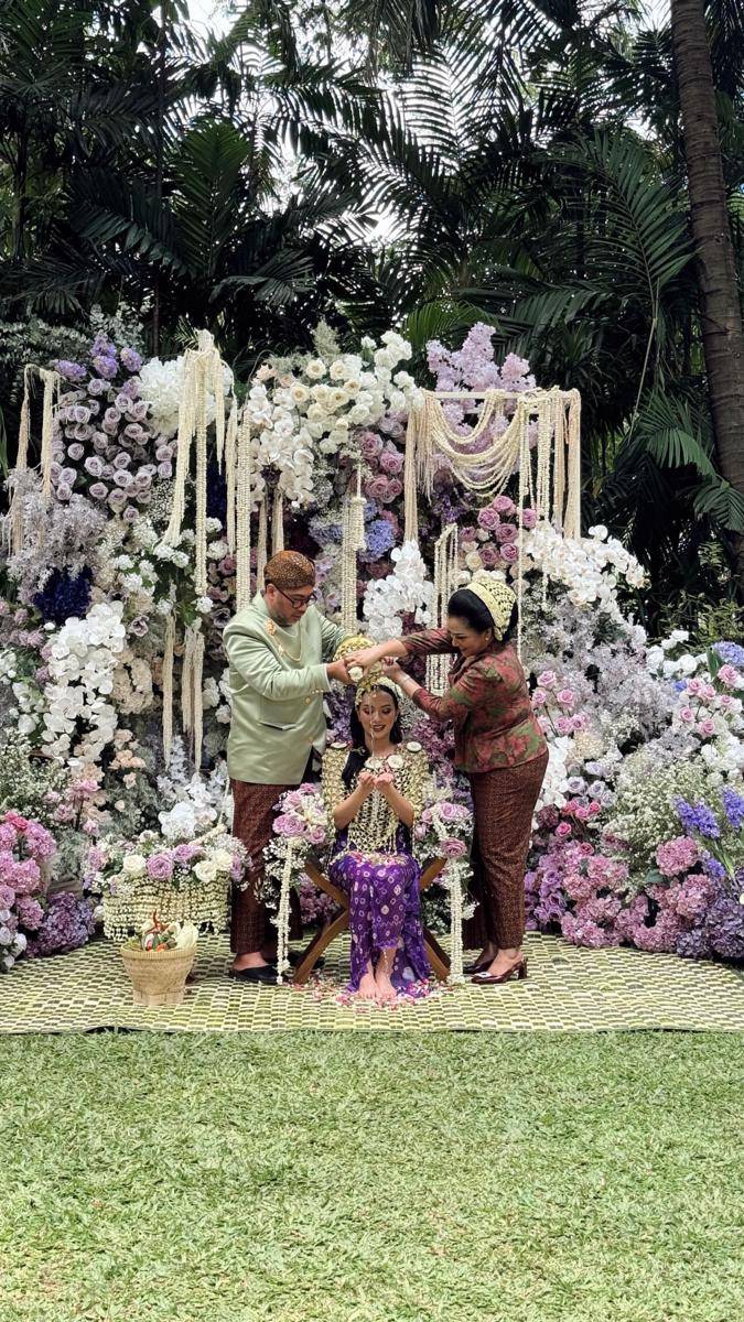 Pengajian dan Siraman Nazla Alifa Jelang Menikah dengan Adikara