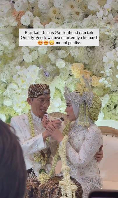 Anniversary ke-30 Melly Goeslaw dan Anto Hoed (Instagram.com/melly_goeslaw)