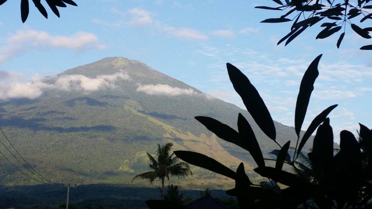 potret Gunung Ciremai (commons.wikimedia.org/Erwin k)