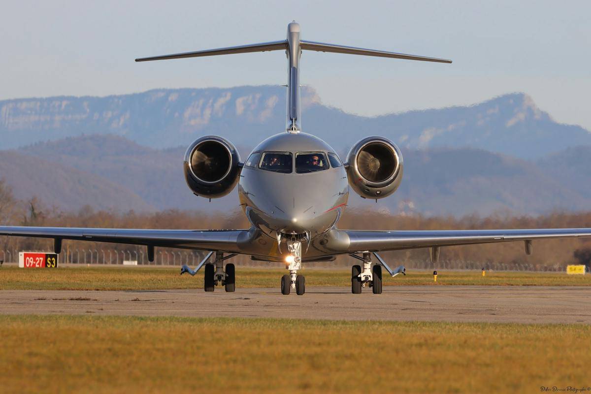 Pesawat Bombardier. (unsplash.com/delta2)