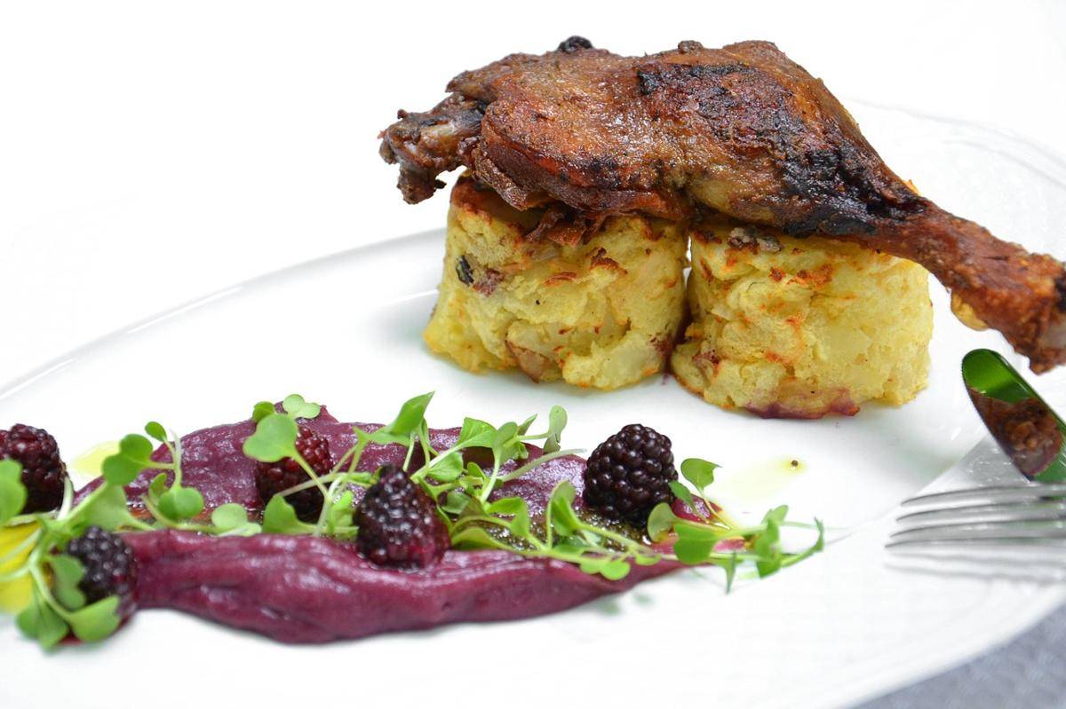 Ilustrasi kuliner bebek (Pixabay/János Hegedűs)