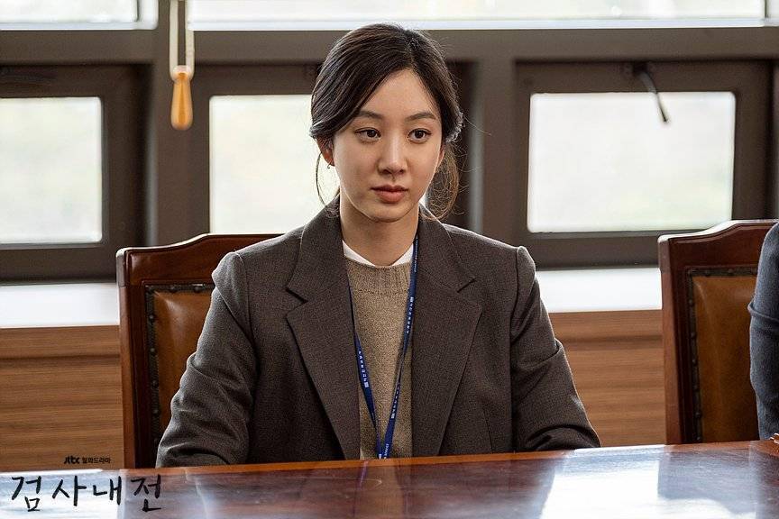 Jung Ryeo Won dalam drama Diary of a Prosecutor (dok. JTBC/Diary of a Prosecutor)
