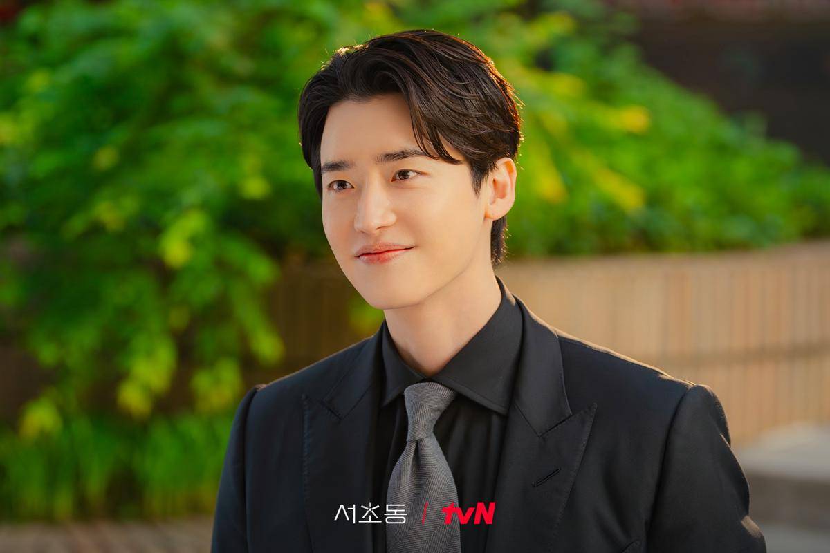 Lee Jong Suk di Law and the City (x.com/CJnDrama)