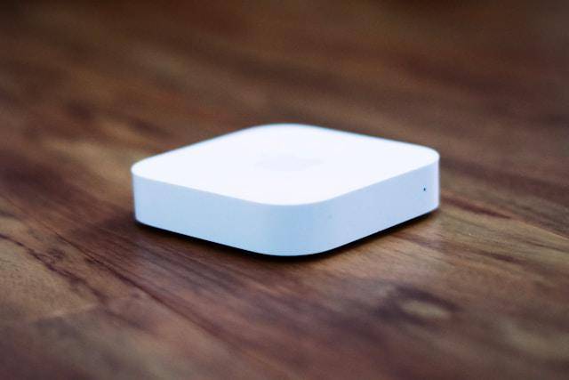 ilustrasi portable Wi-Fi (unsplash.com/Maik Winnecke)
