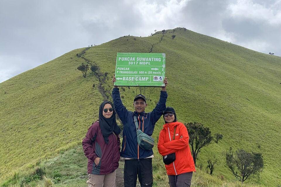 Puncak Suwanting, Jalur Suwanting (commons.wikimedia.org/Adeputri02)