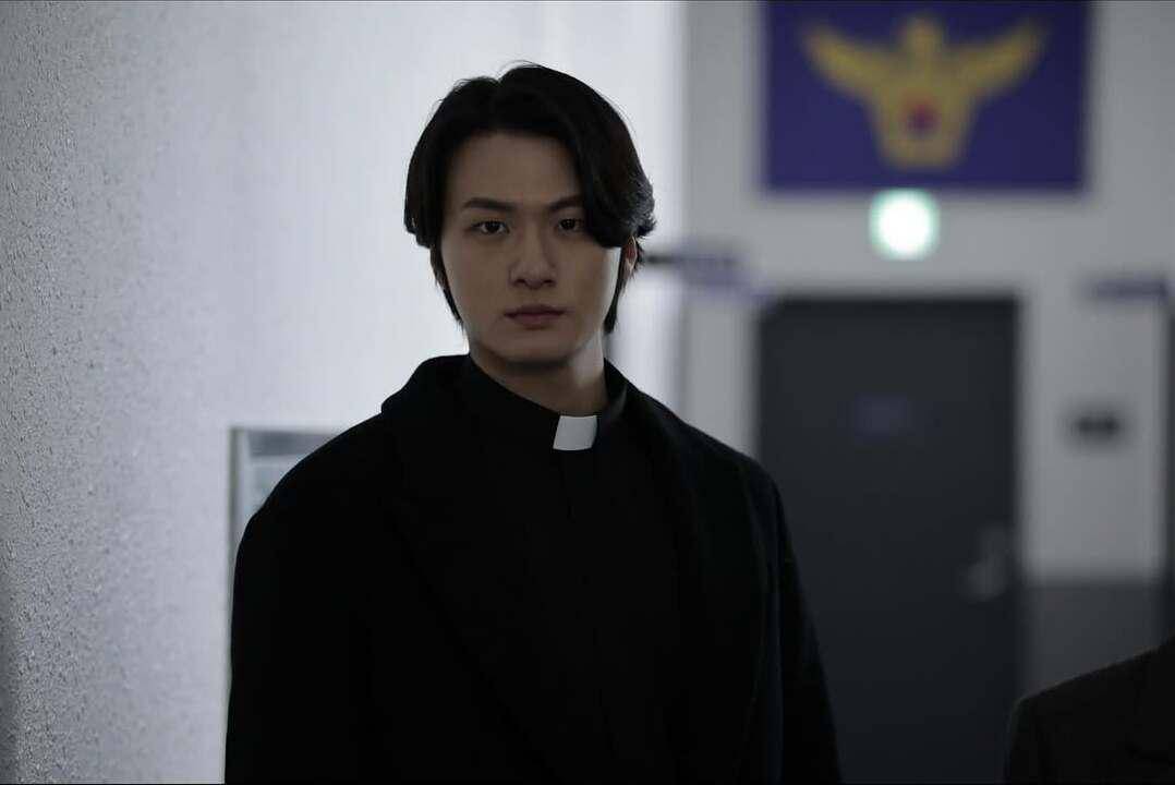 cuplikan Shin Seung Ho di film Only God Knows Everything 