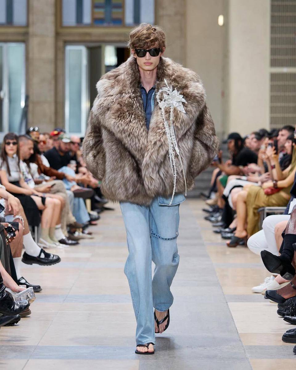 Koleksi David Koma S/S '26 di Berlin Fashion Week (dok. David Koma)