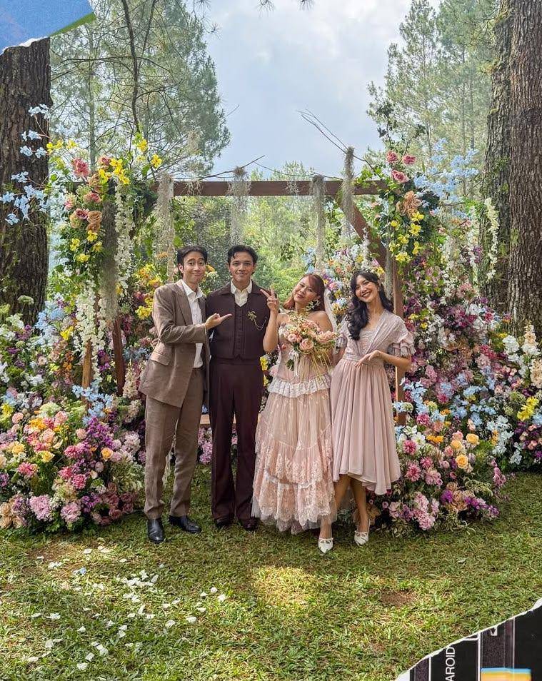 Hari merayakan cinta nya adik-adik kembali @tanjung_______ @cakecaine Jadi inget awal-awal kenal.jpg