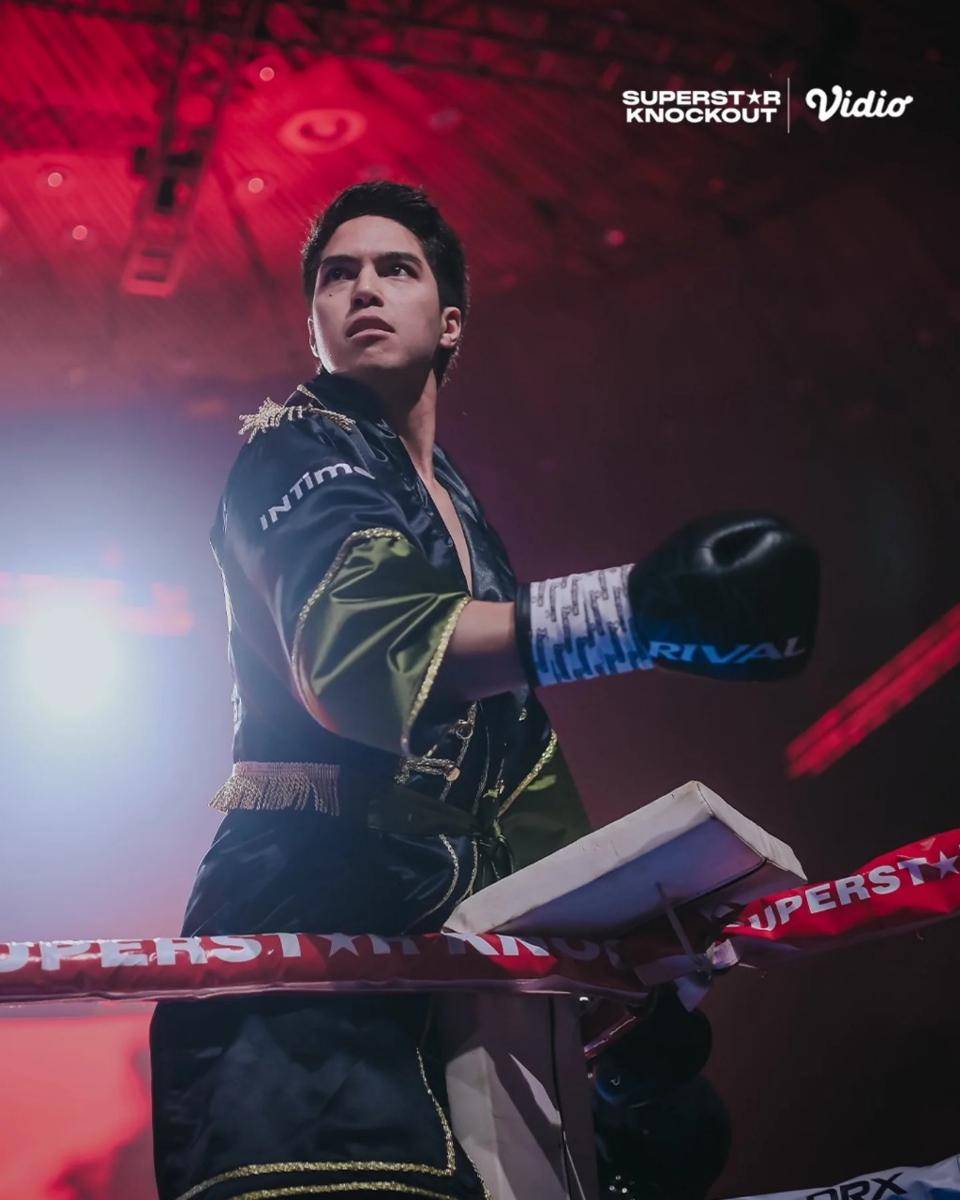 El Rumi menang tinju lawan Jefri Nichol