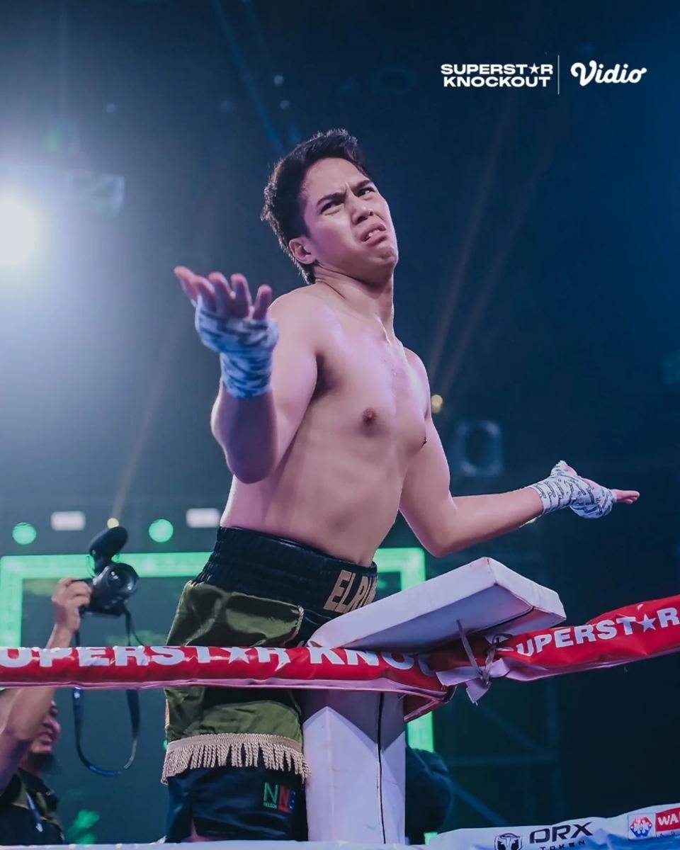 El Rumi menang tinju lawan Jefri Nichol