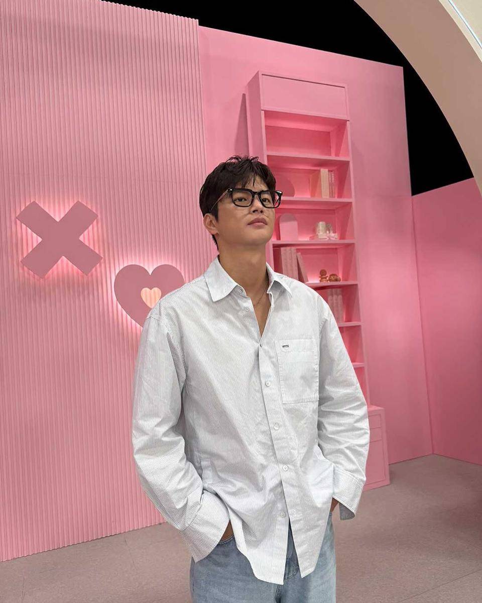 Potret Seo In Guk (instagram.com/seo_cccc)