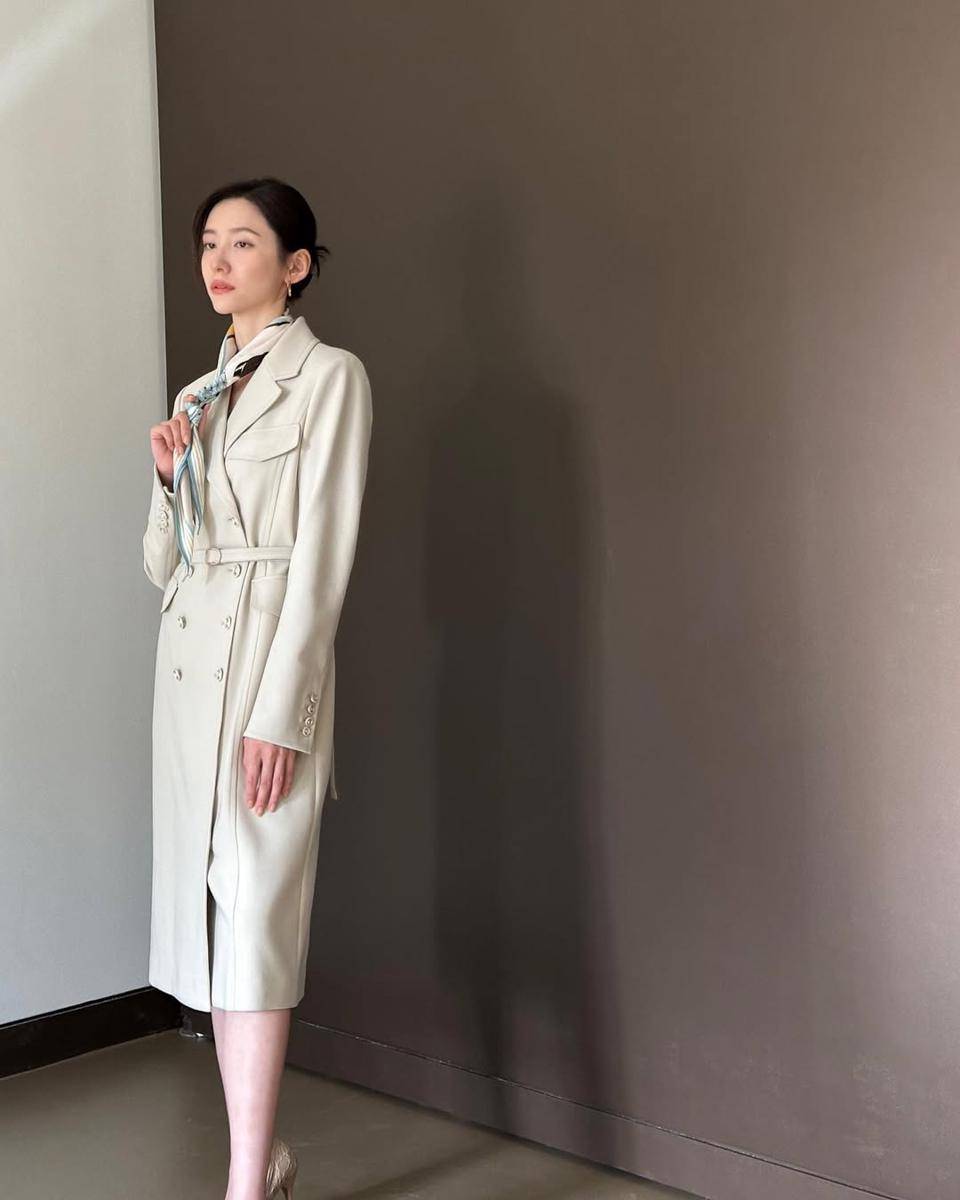Potret Park Ji Hyun (instagram.com/voyavivirel)