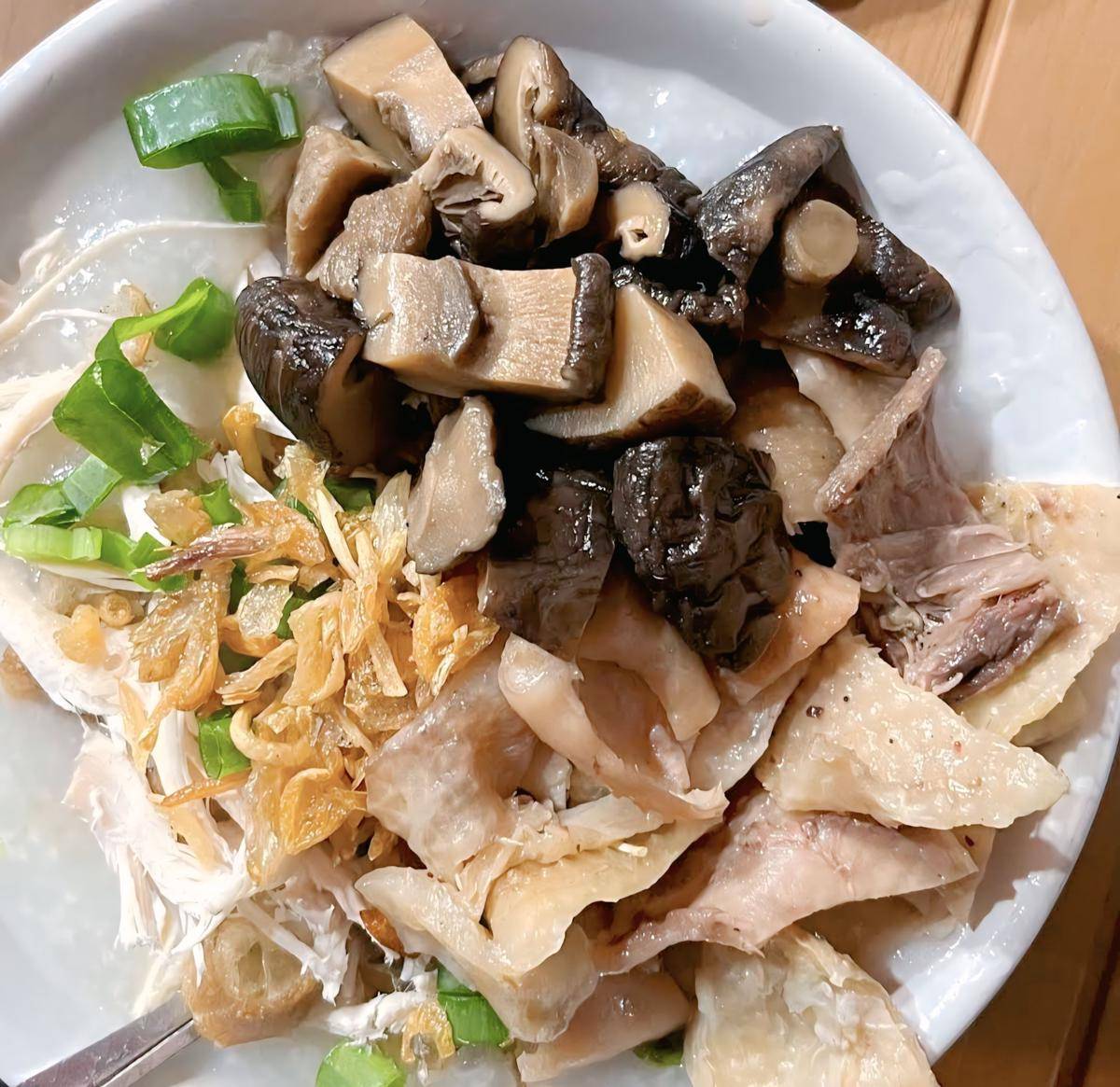 Bubur Ayam H.Furoda (google.com/maps/Citra Clariza)