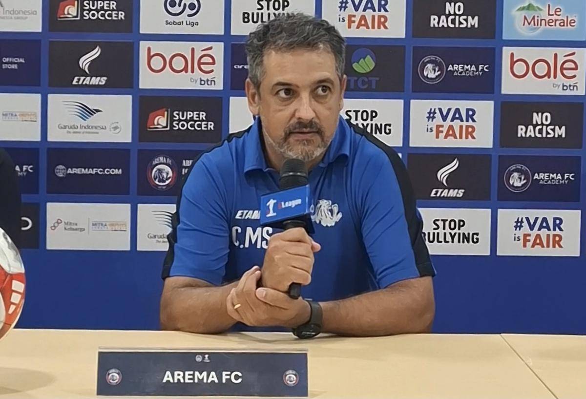 Pelatih Arema FC, Marcos Santos. (IDN Times/Rizal Adhi Pratama)