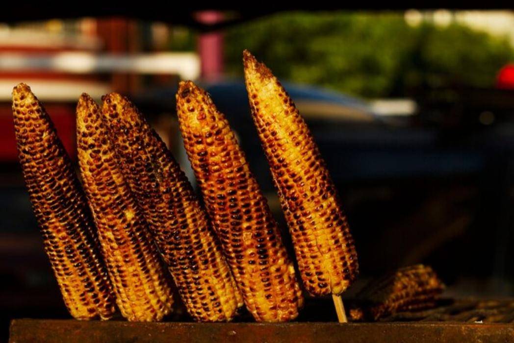 Jagung Bakar (freepik.com/freepik)