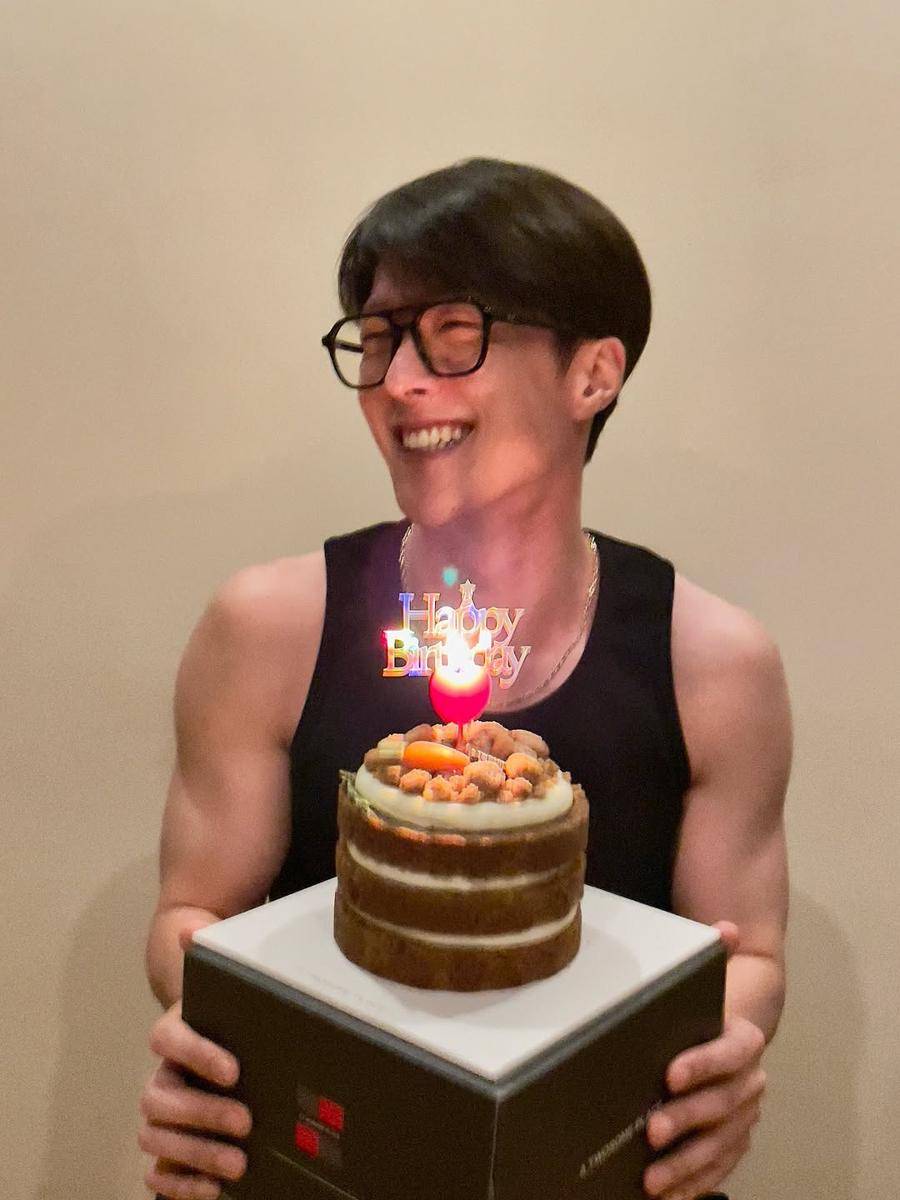 potret ulang tahun Jang Ki Yong ke-33 (instagram.com/juanxkui)