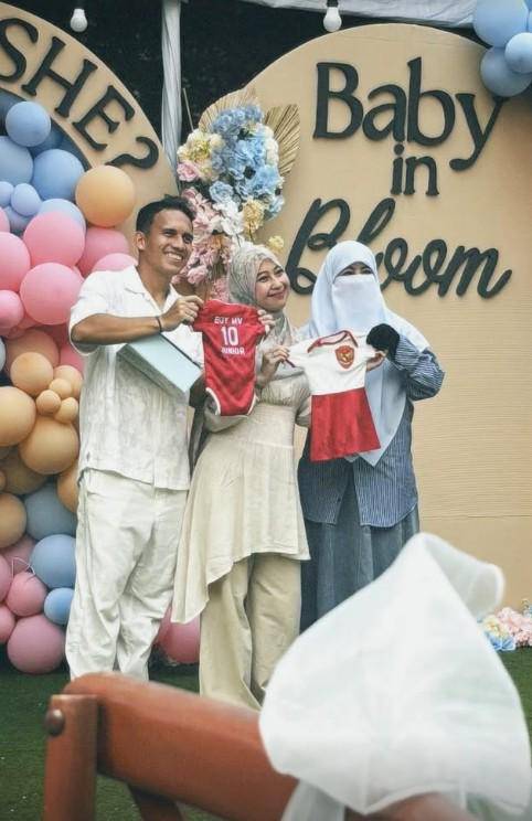 Gender Reveal Adiba Khanza (Instagram.com/_ummi_pipik_)