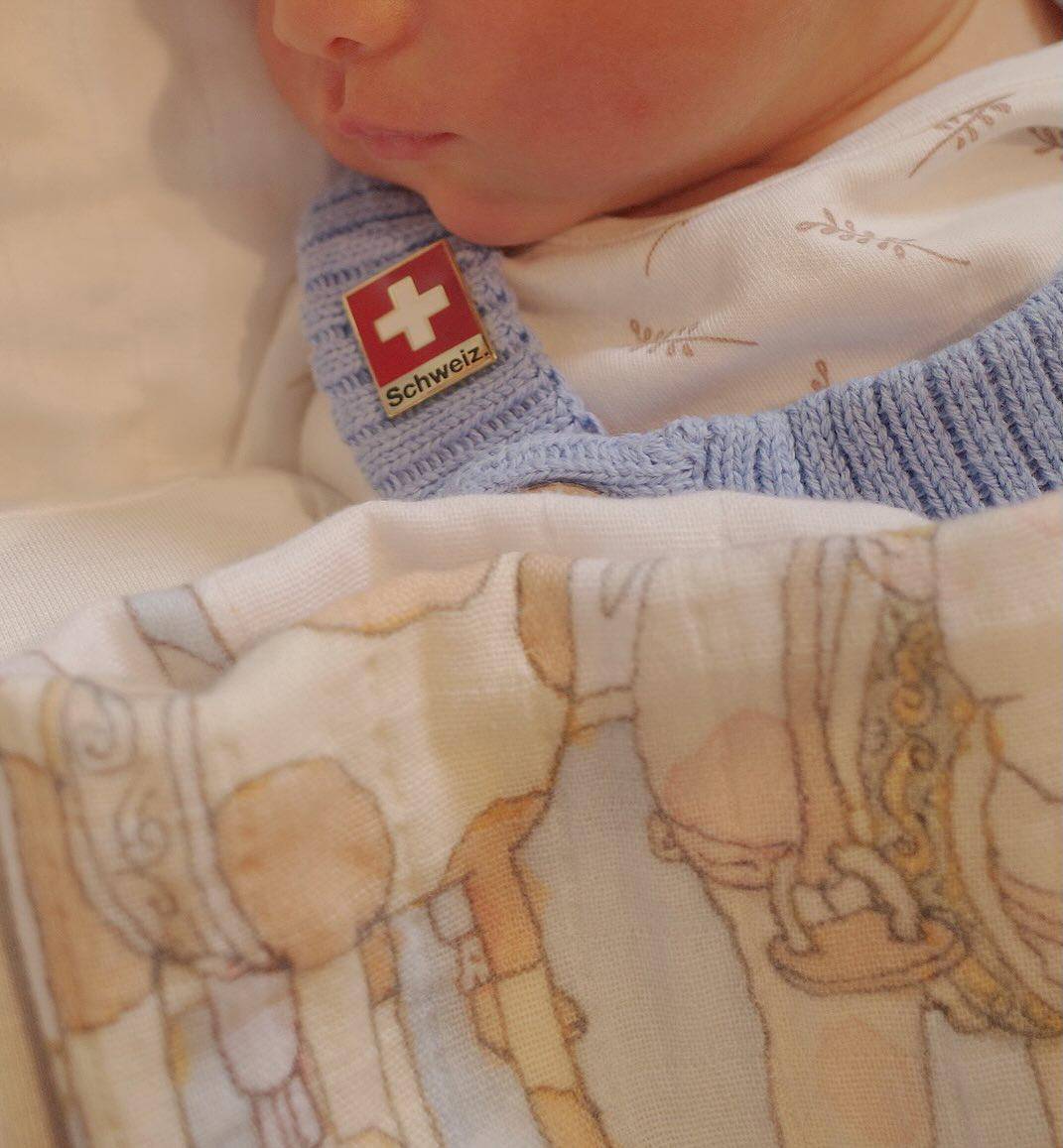 Akikah Baby Arya, Anak Pertama Anggika Bolsterli
