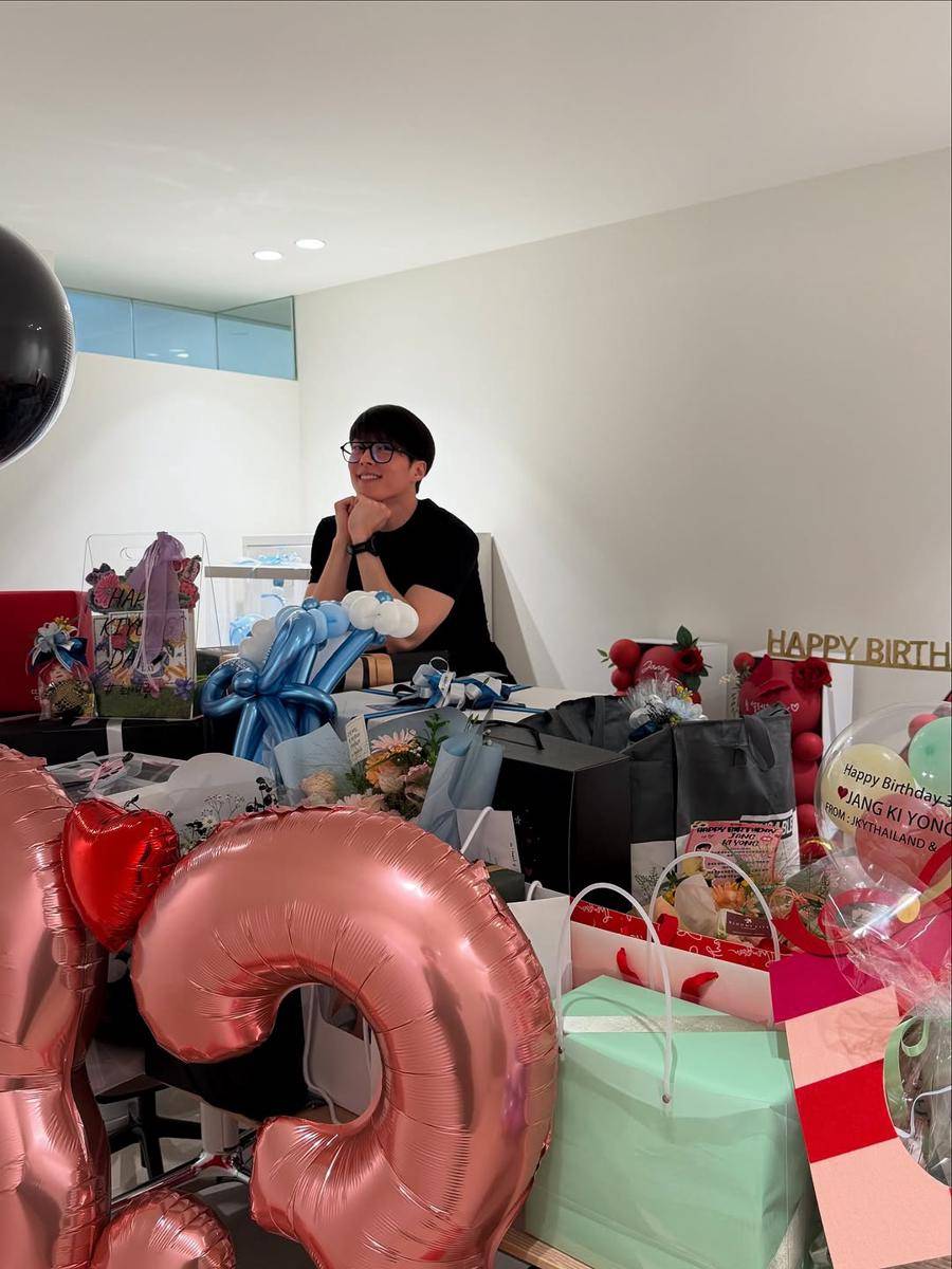 potret ulang tahun Jang Ki Yong ke-33 (instagram.com/juanxkui)