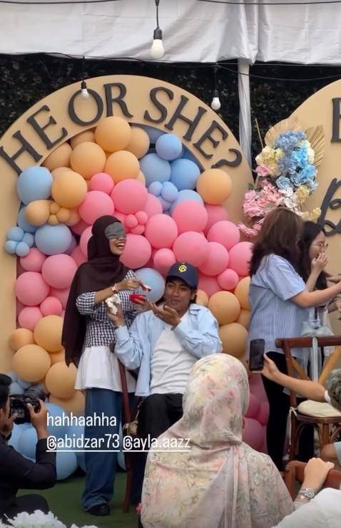Gender Reveal Adiba Khanza (Instagram.com/_ummi_pipik_)