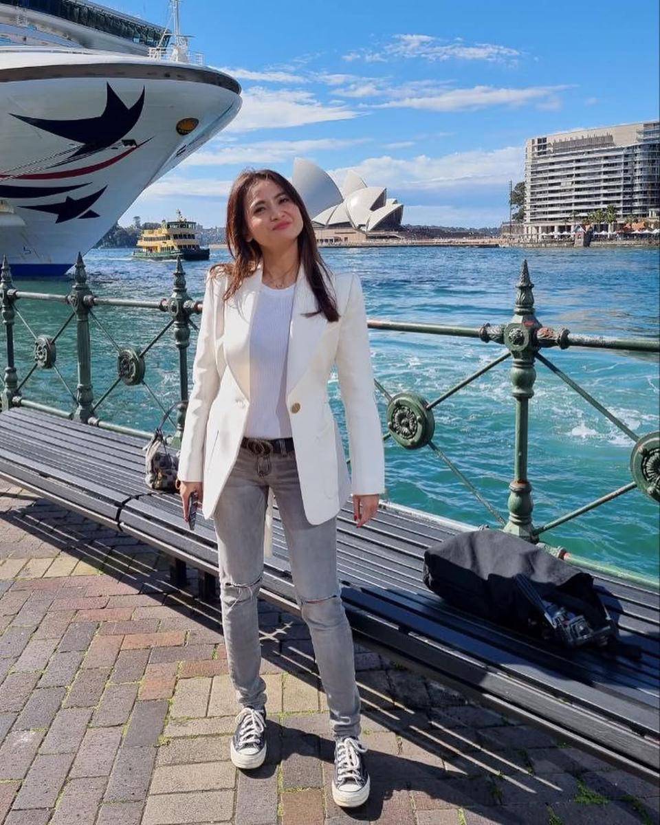 OOTD sneakers ala Acha Septriasa (instagram.com/septriasaacha)