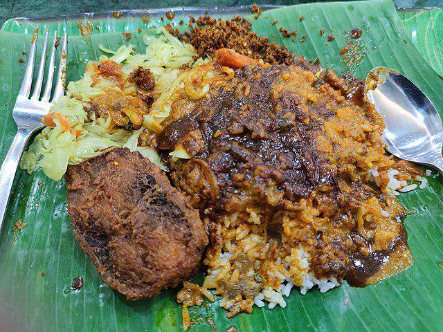 ilustrasi nasi kandar (commons.wikimedia.org/Dannyjafni)