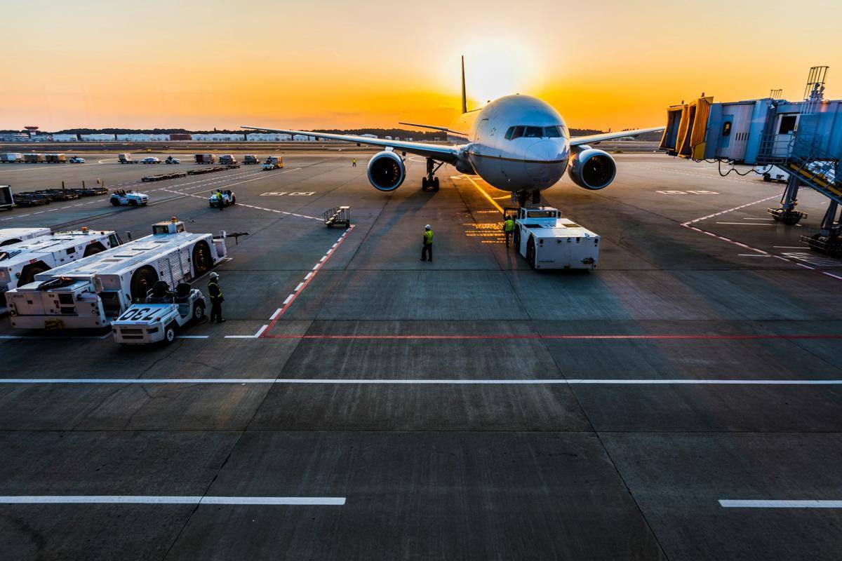 ilustrasi bandara (unsplash.com/starocker)