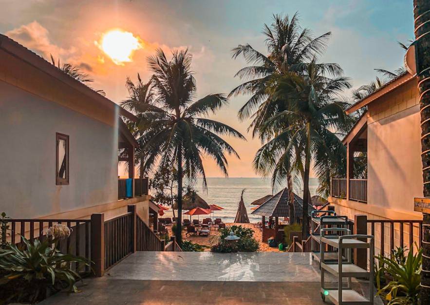 ilustrasi rumah pesisir pantai