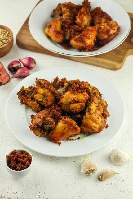ilustrasi ayam goreng lengkuas 
