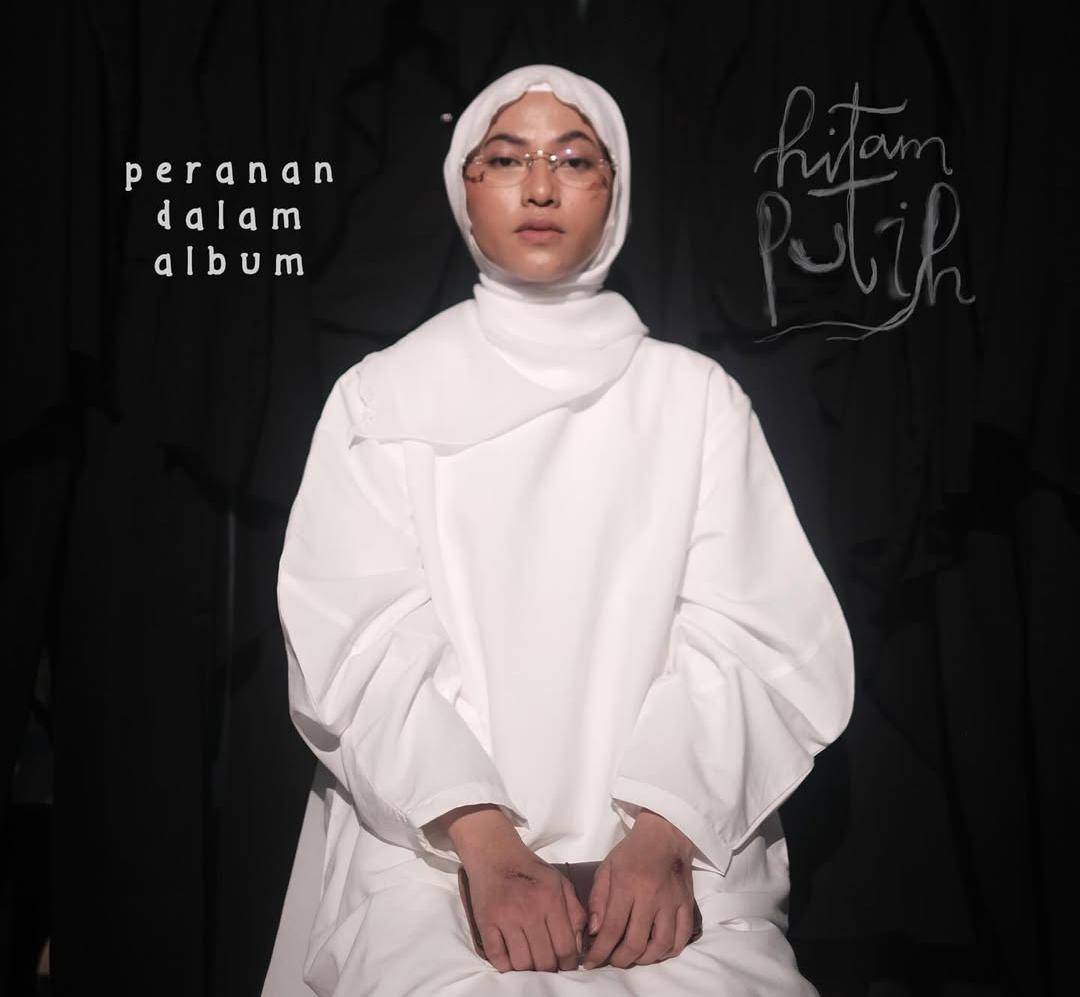 Inspirasi makeup ala Feby Putri (instagram.com/fbyputrinc)