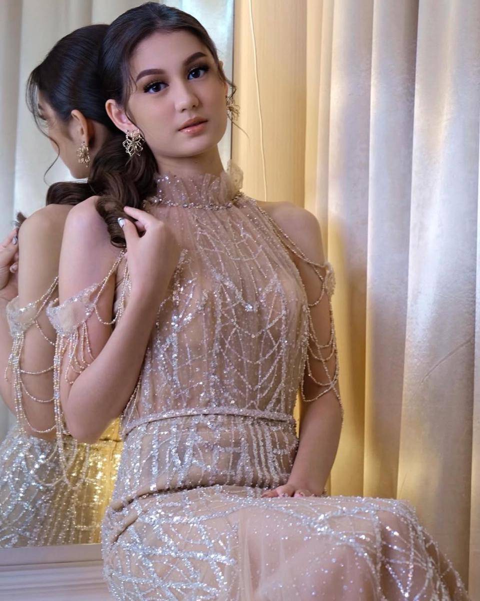 inspirasi hairdo ala Zoe Abbas Jackson (instagram.com/zoeabbasjackson)
