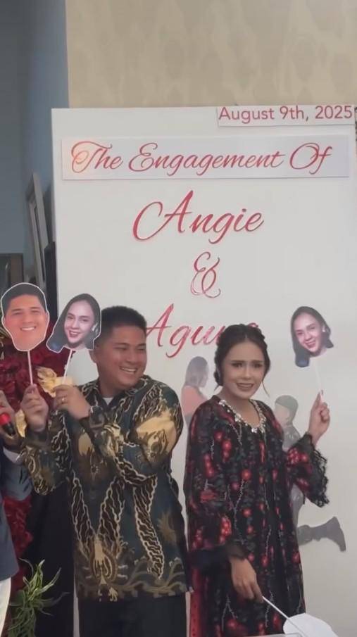 Lamaran Angie Ang dan Agung Afrida (Instagram.com/nonangie)