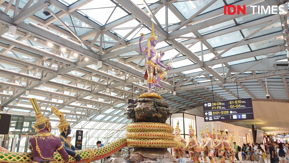 Potret Bandara Internasional Suvarnabhumi, Bangkok, Thailand