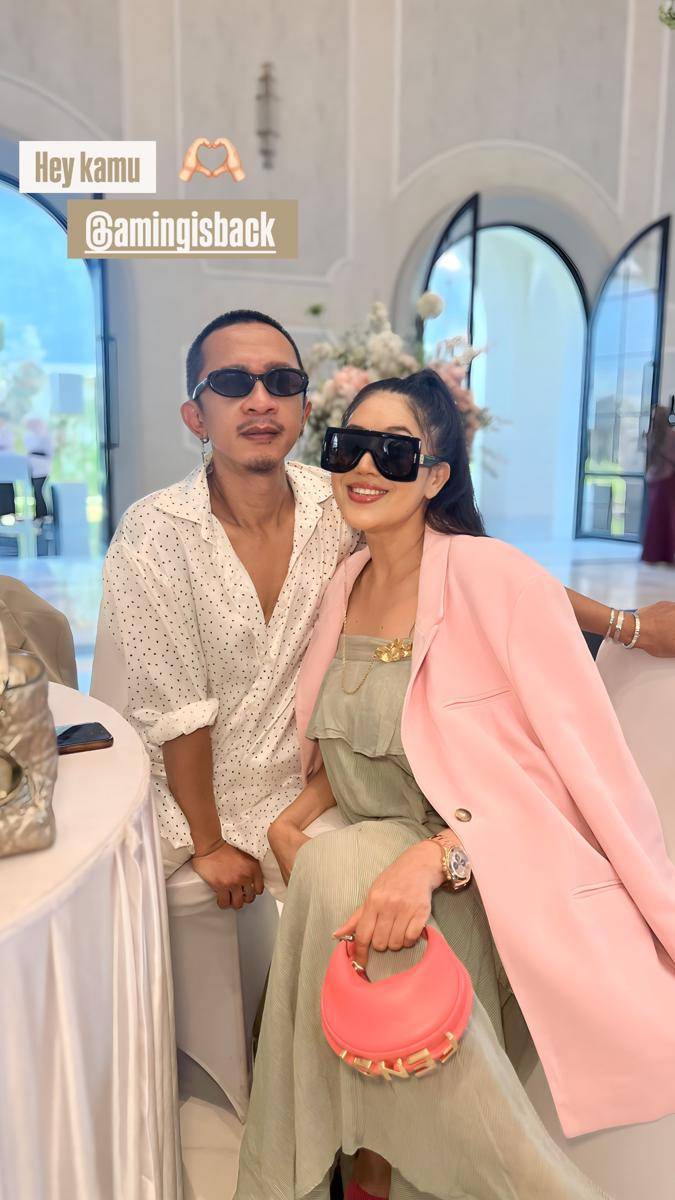 artis di pesta anniversary Melly Goeslaw dan Anto Hoed (instagram.com/saniasantai)