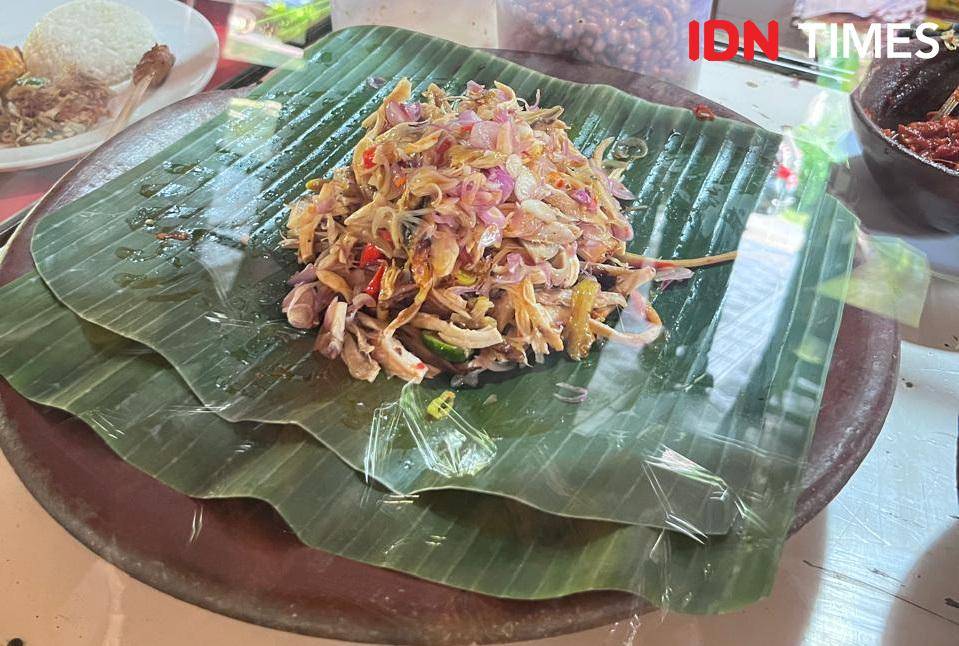 Potret Ayam Sisit Sambal Matah Khas Bali
