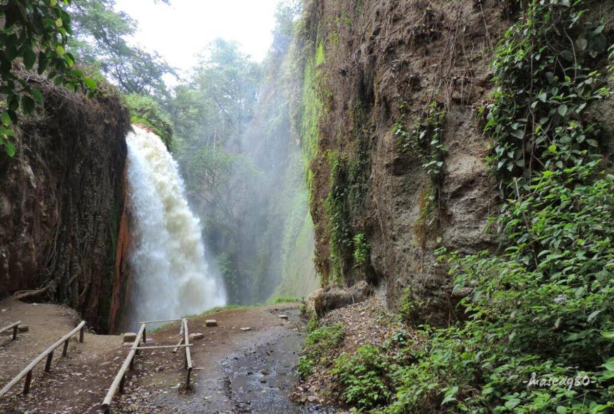 Air Terjun Blawan di Bondowoso 