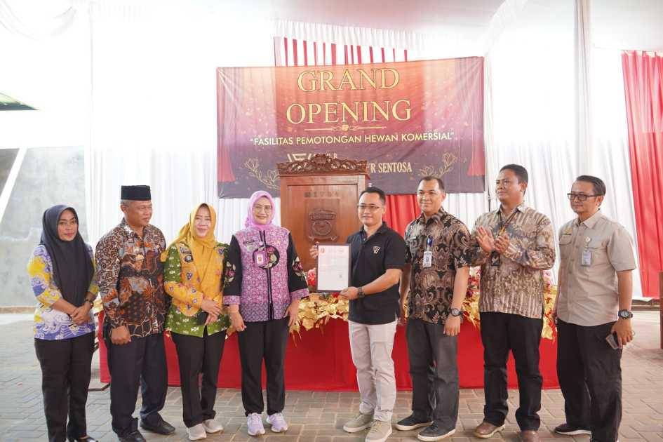 Peresmian Rumah Potong Hewan (RPH-B) CV WIN Makmur Sentosa di Kelurahan Yosodadi, Metro Timur (Dok/Humas Pemkot Metro)