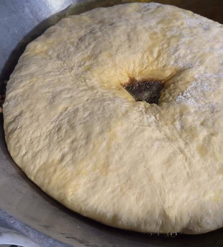 potret Tasyi Athasyia gagal bikin donat karena cicak jatuh