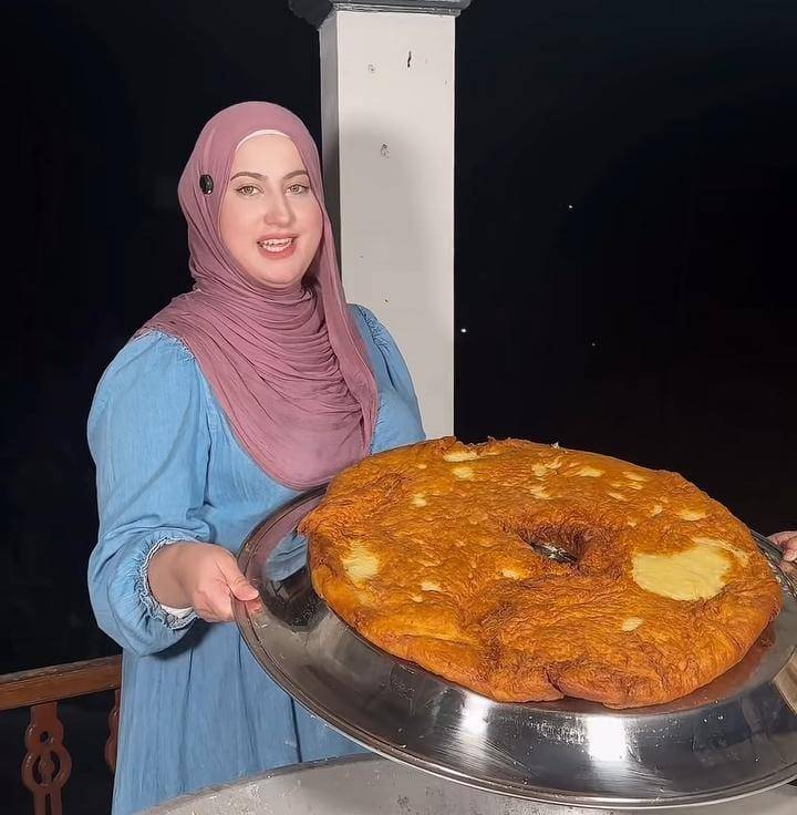 potret Tasyi Athasyia gagal bikin donat karena cicak jatuh