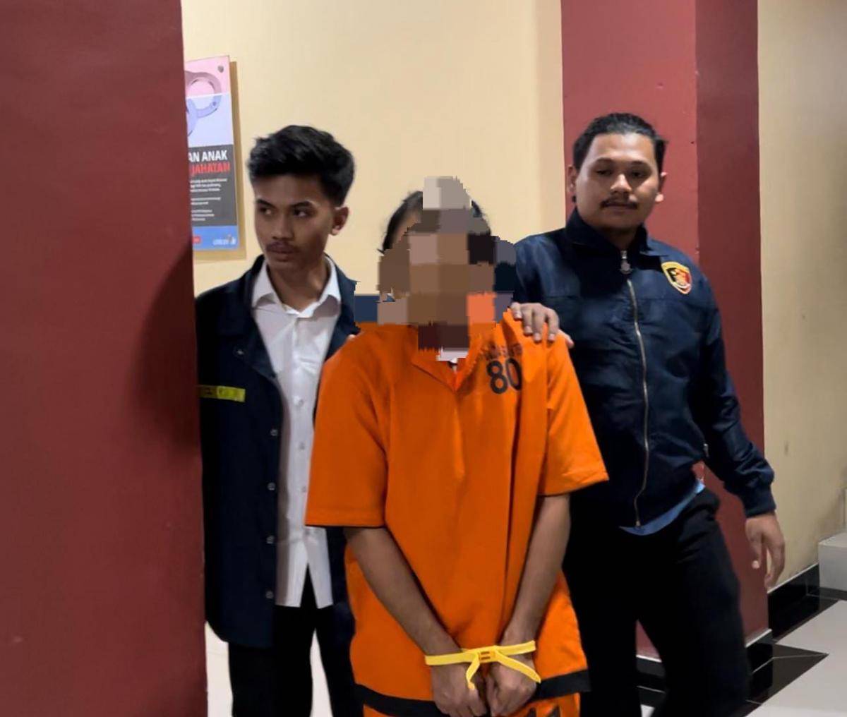 Pelaku cabuli anak tiri di Serang (Dok. Khaerul Anwar)