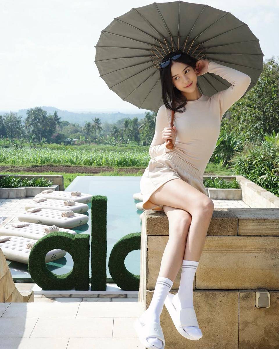 OOTD Anya Geraldine
