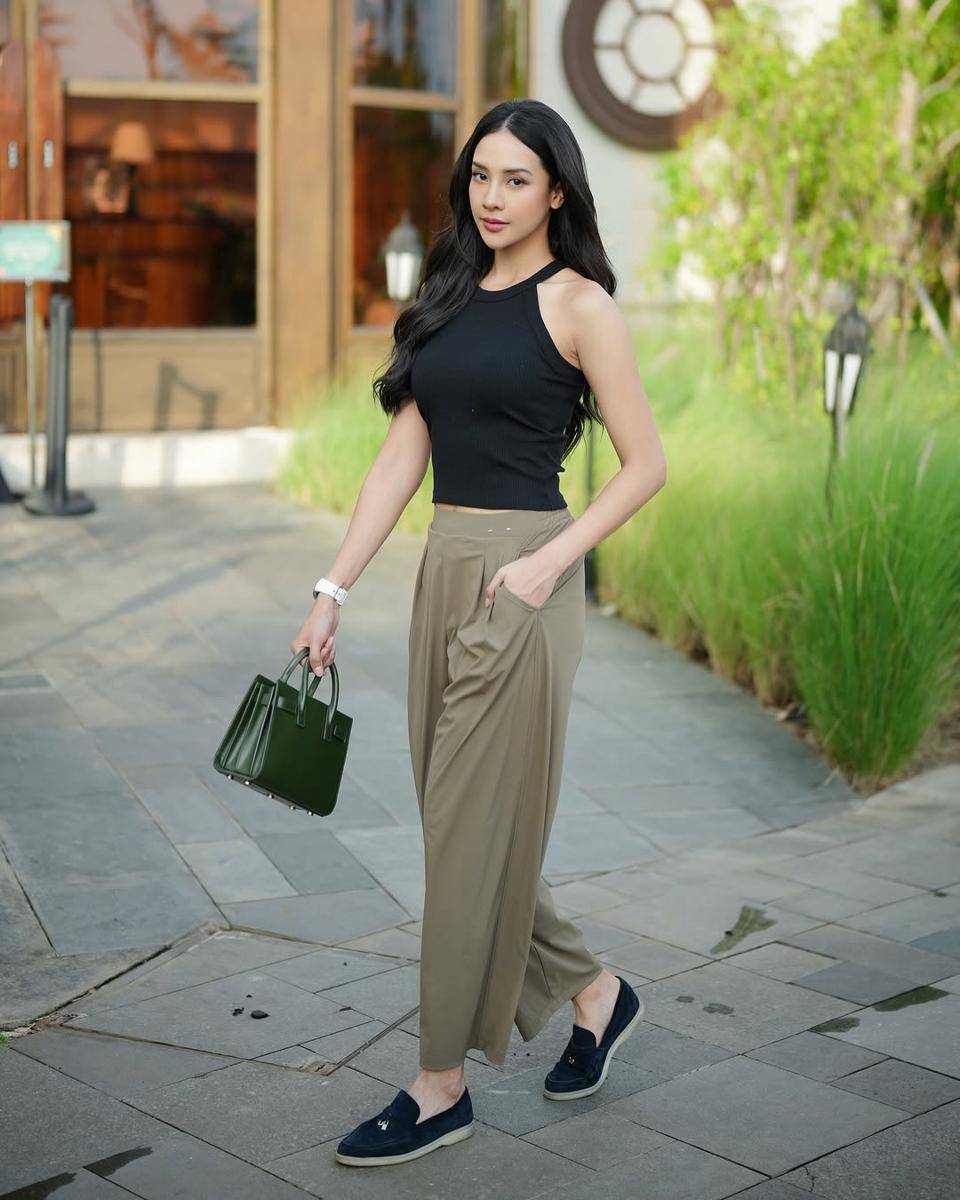 Style Anya Geraldine