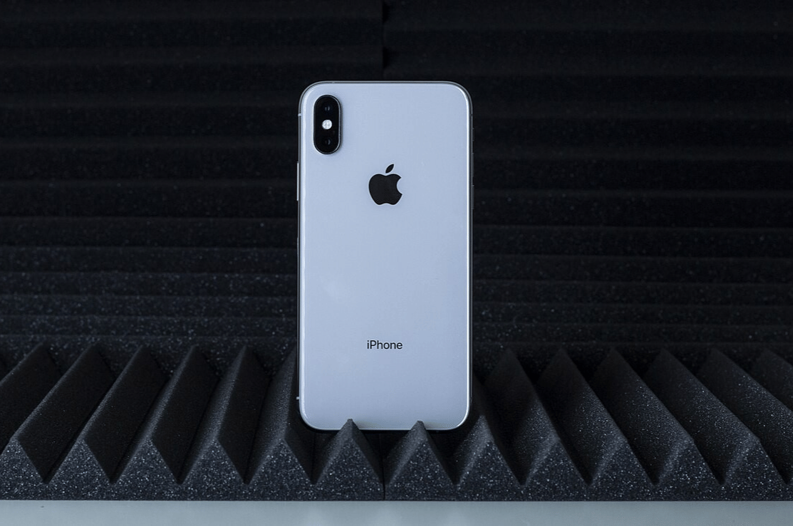 ilustrasi iPhone (commons.wikimedia.org/Cullen Steber)