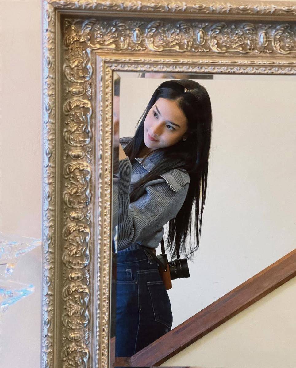Lazy outfit ala Anya Geraldine 