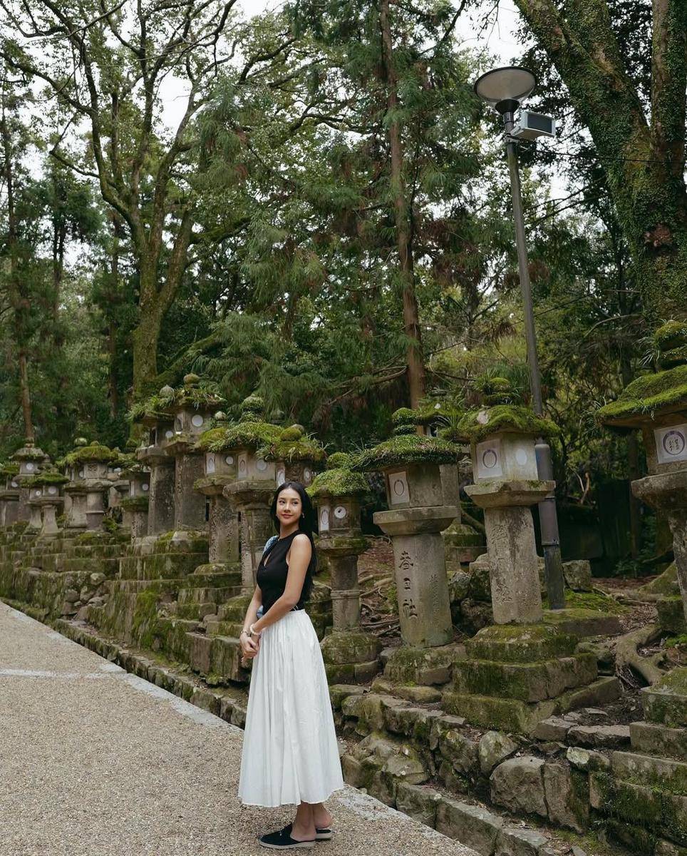 OOTD artis ala Anya Geraldine 
