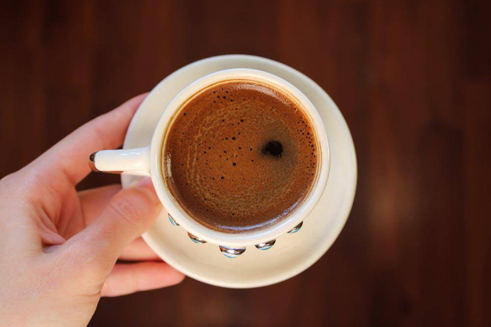 ilustrasi kopi decaf (pexels.com/Begüm Arıcı)