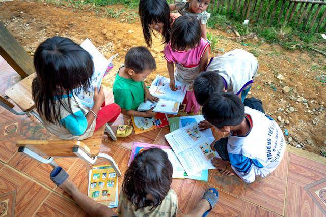 ilustrasi komunitas belajar anak (pexels.com/ Quang Nguyen Vinh)