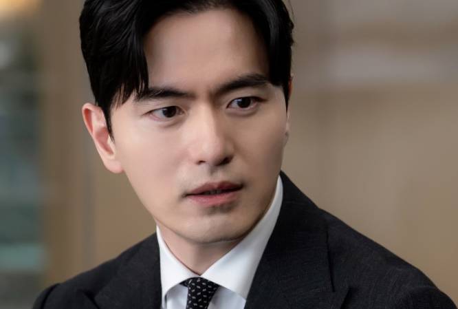 cuplikan drama Korea Beyond the Bar