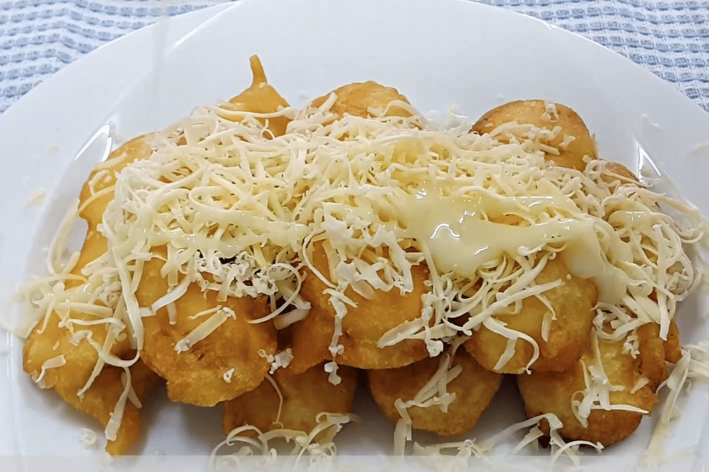 ilustrasi pisang goreng keju (youtube.com/Dhangs Kitchen Garden)
